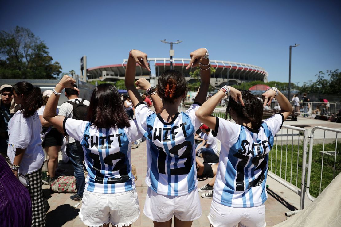 Argentinian fans outside the Mas Monumental stadium in Buenos Aires before Swift's concert on November 9, 2023.