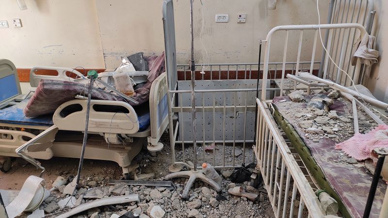 Здравните работници в Газа са „взети“ от израелските сили, казва лекар, сред „ужасни условия“ в болниците