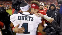 KANSAS CITY, MISSOURI - NOVEMBER 20: Jalen Hurts #1 of the Philadelphia Eagles talks with Patrick Mahomes #15 of the Kansas City Chiefs after their game at GEHA Field at Arrowhead Stadium on November 20, 2023 in Kansas City, Missouri. (Photo by David Eulitt/Getty Images)