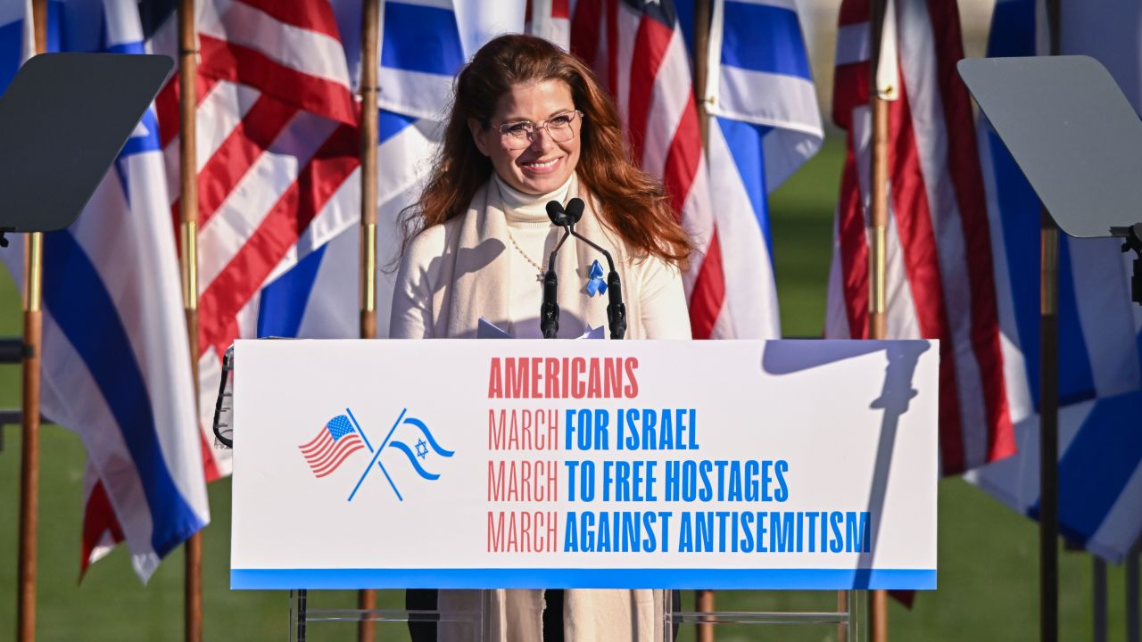 WASHINGTON, DC - NOVEMBER 14: Debra Messing speaks during 'March For Israel' at the National Mall on November 14, 2023 in Washington, DC. The large pro-Israel gathering comes as the Israel-Hamas war enters its sixth week following the October 7 terrorist attacks by Hamas. (Photo by Noam Galai/Getty Images)