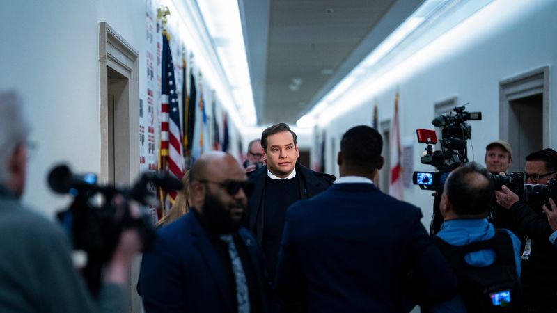 Връзката е копирана Изпадналият в немилост бивш конгресмен Джордж Сантос