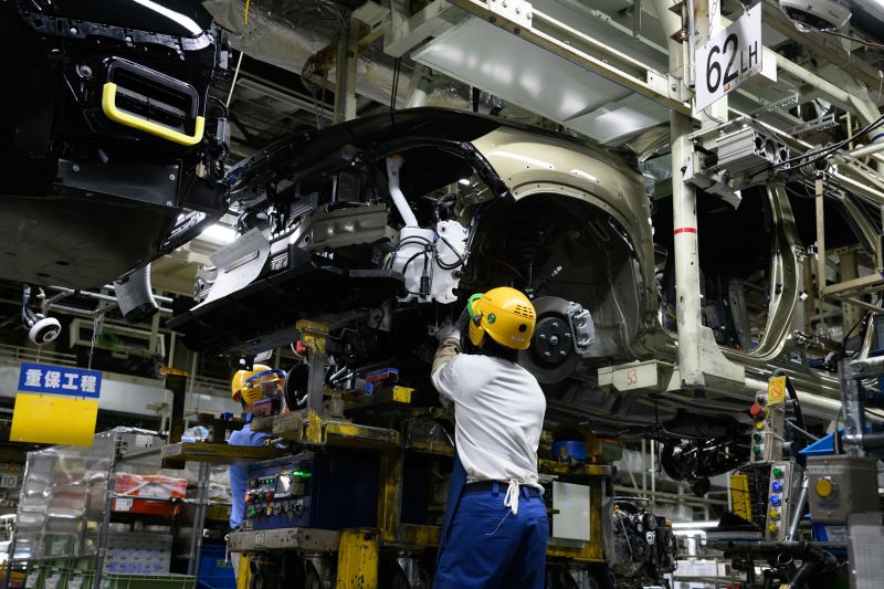 Japan’s Economy: Escapes Recession as Quarterly Growth Data is Revised Upward