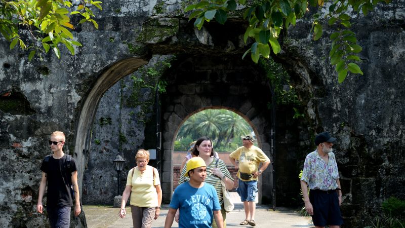 Вижте всички теми Връзката е копирана Следвайте Капитан от американската