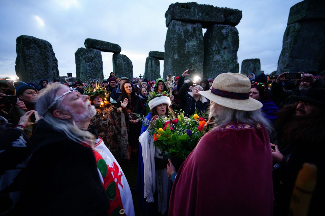 Stonehenge will have been rebuilt to unify Britain’s inhabitants hundreds of years in the past, scientists say | The Gentleman Report