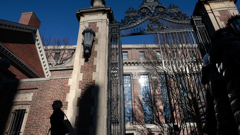 Does the secretive board running Harvard get a failing grade?