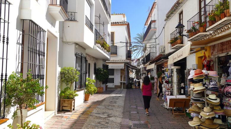 Spain, Andalusia, Province of Malaga, Marbella: walk through the narrow streets and view of the traditional white-washed houses in the Old Town. (Photo by: Corre S/Alpaca/Andia/Universal Images Group via Getty Images)