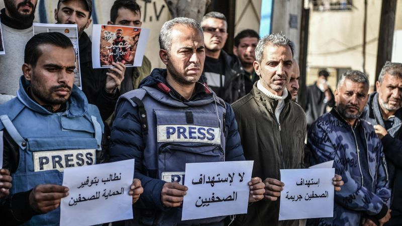 Въпросите нарастват около убийството от Израел на журналисти, отразяващи войната срещу Хамас