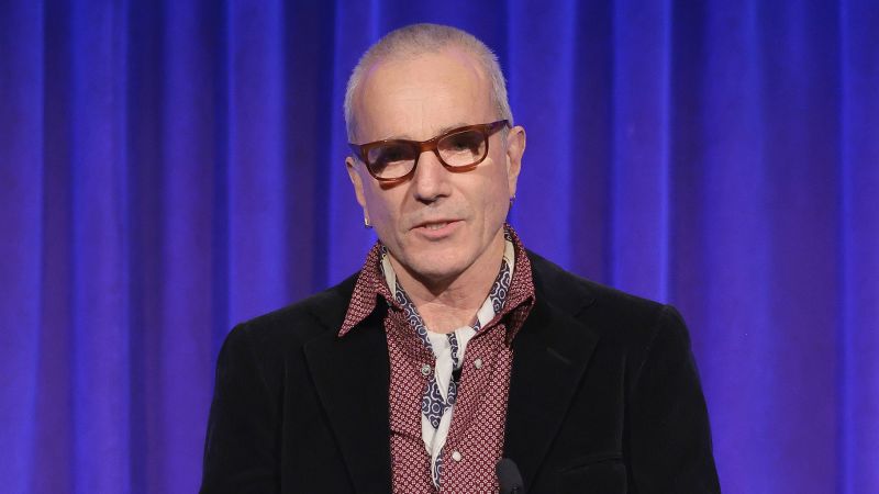 Daniel DayLewis ends acting retirement for a movie directed by his son CNN Daniel DayLewis ends acting retirement for a movie directed by his son CNN