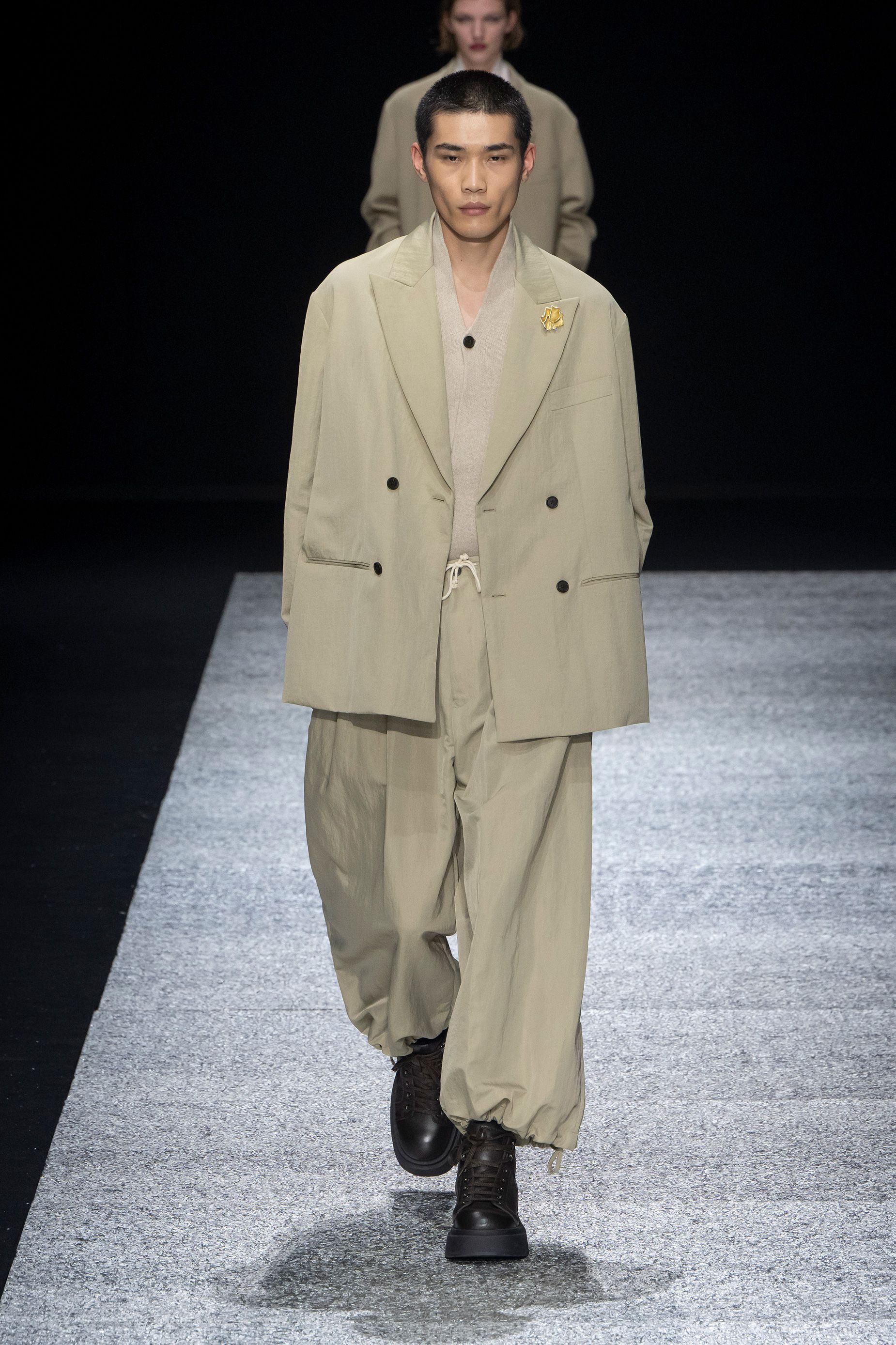 Functional, useful and classic, as above at Emporio Armani, were the key themes of the season in Milan.