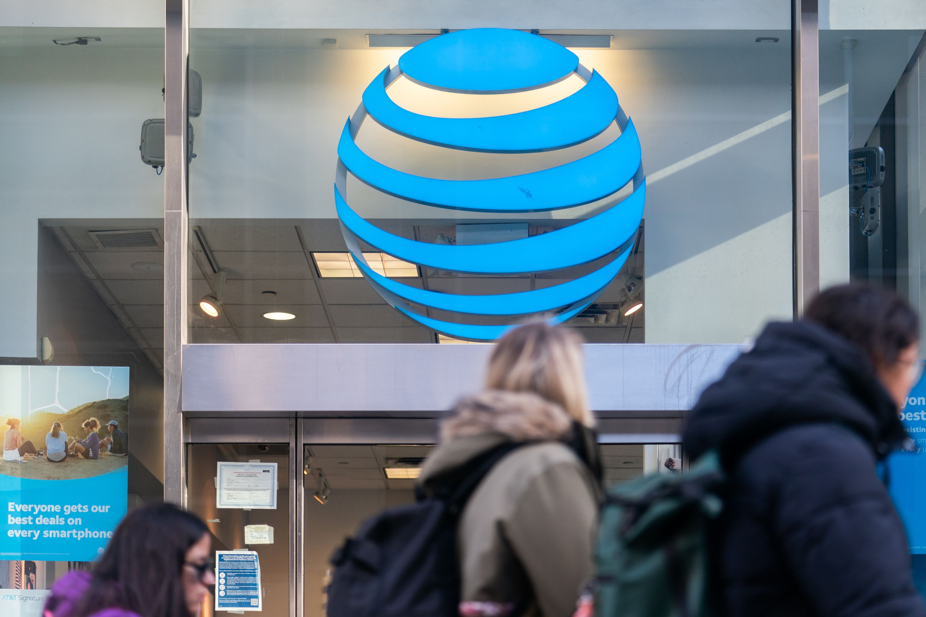 AT&T says personal data from 73 million current and former account holders  leaked onto dark web | CNN Business