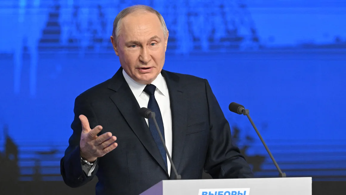 Rusia está llevando a cabo una elección presidencial que casi con seguridad extenderá el dominio de Vladimir Putin durante esta década y hasta la década de 2030.