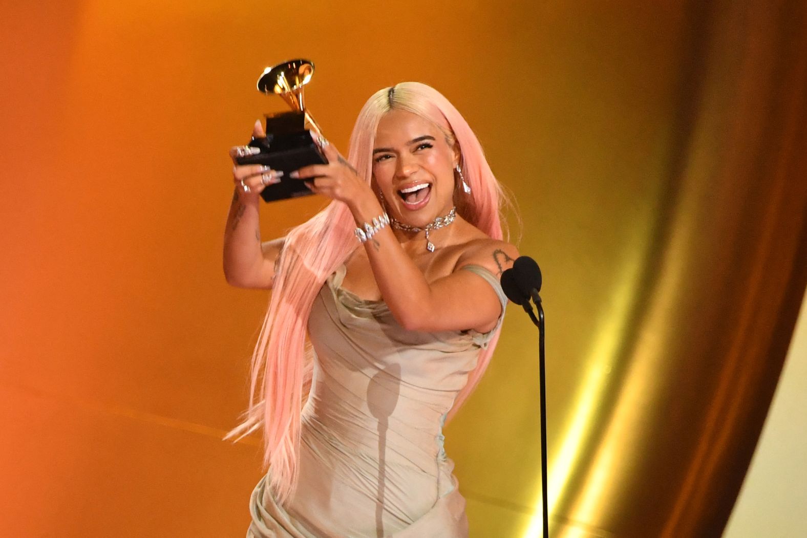Karol G accepts the Grammy for best música urbana album ("Mañana Será Bonito").