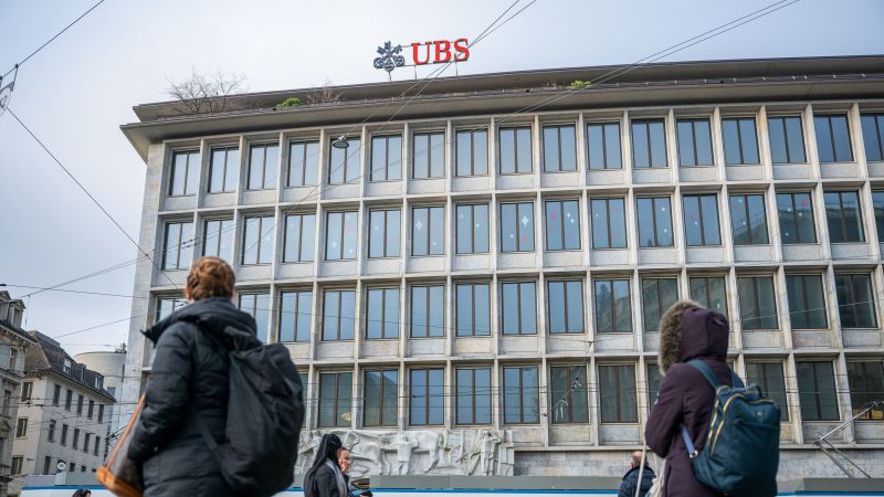 UBS ще намали още $3 милиарда разходи, тъй като поглъща Credit Suisse