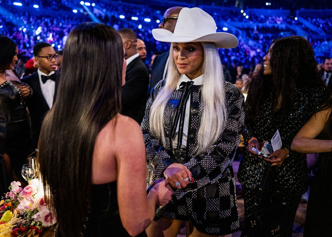 Kacey Musgraves and Beyoncé attend the 66th GRAMMY Awards on February 04, 2024 in Los Angeles, California.