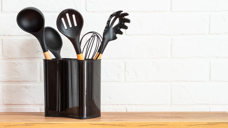 Toxic chemical in black plastic utensils and toys is not properly regulated by EPA, lawsuit alleges