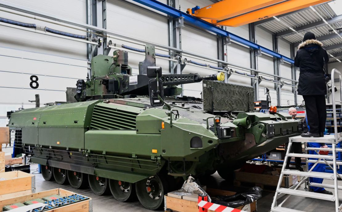 La ceremonia inaugural de una nueva fábrica de municiones del contratista de defensa alemán Rheinmetall el 12 de febrero de 2024, en Alemania.