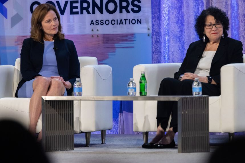 Supreme Court Justices Sonia Sotomayor and Amy Coney Barrett at the National Governors Association Winter Meeting in Washington DC, in February 2024.