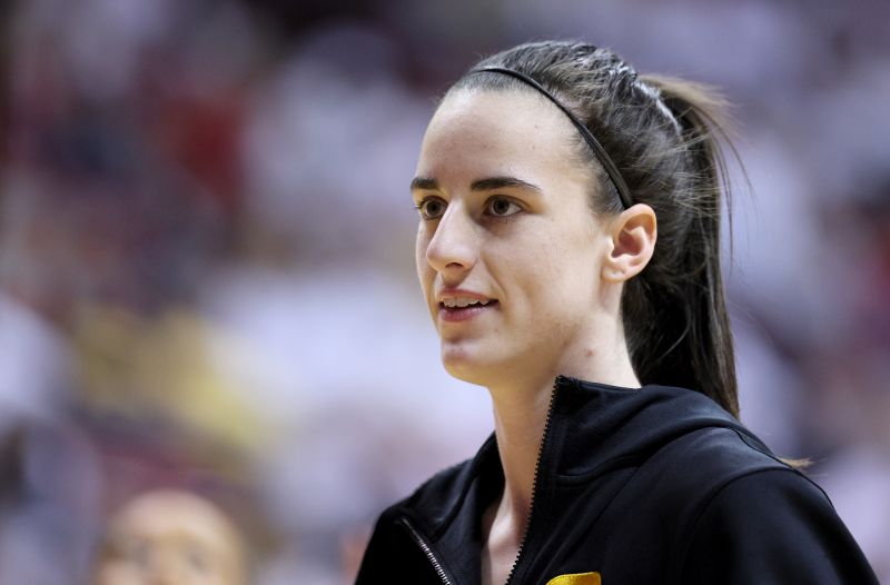 Kaitlin Clark: Iowa Hockey-Star wird bester Torschütze aller Zeiten im ...