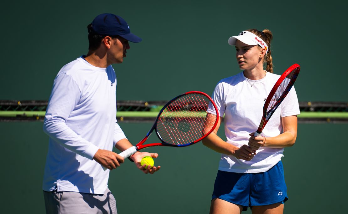 Rybakina and Vukov practice ahead of Indian Wells last year.