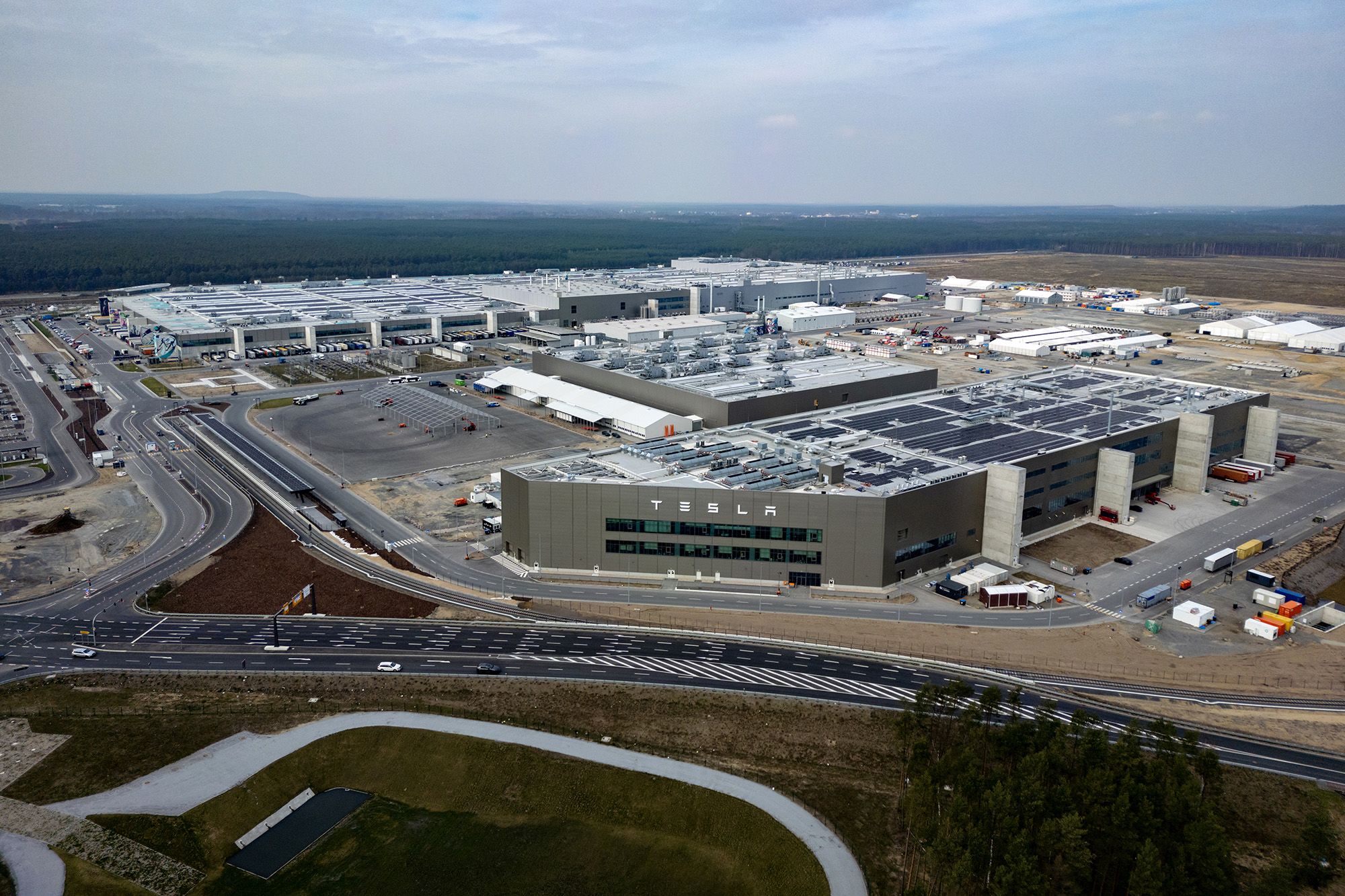 Tesla's Berlin factory comes back online as power is restored after arson  attack | CNN Business