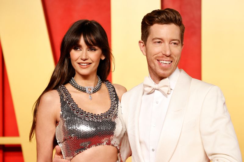 Nina Dobrev and Shaun White Engaged – An Unforgettable NYC Proposal Story