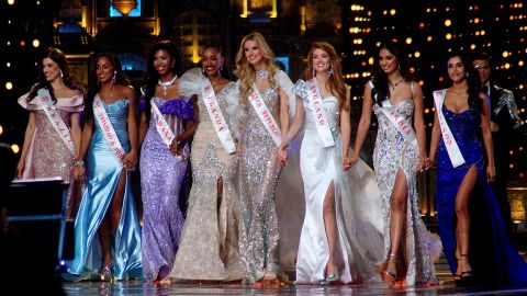 Krystyna Pyszková (C) and 7 contestants at the Miss World Grand Finale on March 9, 2024 Mumbai, India.