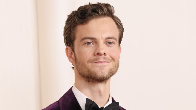 HOLLYWOOD, CALIFORNIA - MARCH 10: Jack Quaid attends the 96th Annual Academy Awards on March 10, 2024 in Hollywood, California. (Photo by Rodin Eckenroth/Getty Images)