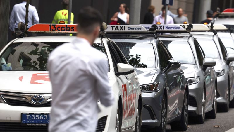 Таксиметрови шофьори печелят почти $179 милиона компенсации от Uber в Австралия