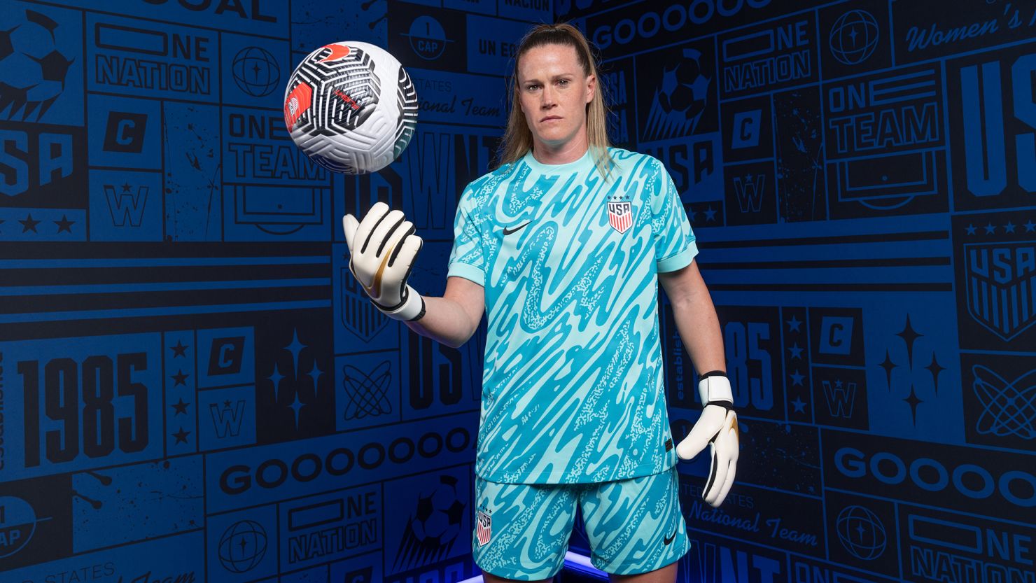uswnt-goalkeeper-alyssa-naeher-announces-retirement-from-international-soccer