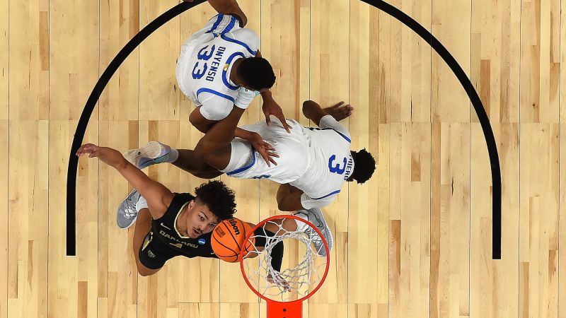 No. 3 seed Kentucky stunned by No. 14 seed Oakland in men’s NCAA tournament