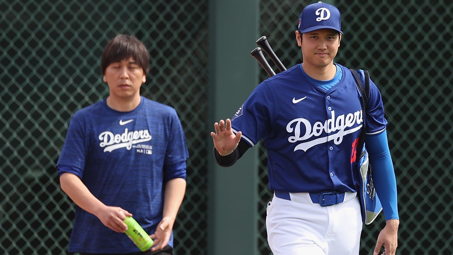 Shohei Ohtani: Los Angeles Dodgers star seeks $325,000 worth of baseball  cards from his ex-interpreter | CNN