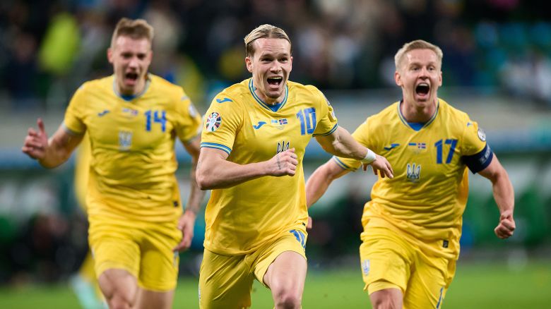WROCLAW, POLAND - MARCH 26: Mykhailo Mudryk of Ukraine celebrates scoring his team's second goal during the UEFA EURO 2024 Play-Offs final match between Ukraine and Iceland at Tarczynski Arena on March 26, 2024 in Wroclaw, Poland. (Photo by Rafal Oleksiewicz/Getty Images)