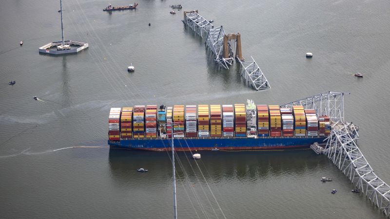 Голямата катастрофа на товарен кораб в моста Франсис Скот Кий