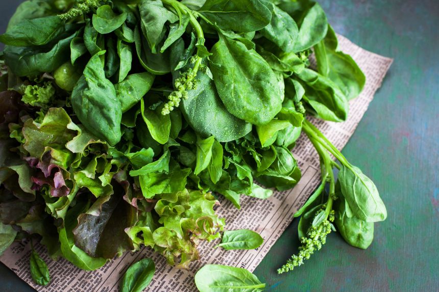 An anti-inflammatory diet, often filled with leafy greens and other vegetables, can be a helpful intervention to lower colorectal cancer risk, according to a new study.