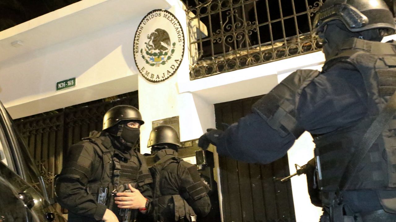 Ecuadorian police special forces attempt to enter the Mexican embassy in Quito to arrest Ecuador's former Vice President Jorge Glas, on April 5, 2024. Mexican President Andres Manuel Lopez Obrador ordered on April 5, 2024 the "suspension" of relations with Ecuador after Ecuadorian police raided the Mexican embassy in Quito to arrest former vice president Jorge Glas, who had received refuge. (Photo by ALBERTO SUAREZ / AFP) (Photo by ALBERTO SUAREZ/AFP via Getty Images)