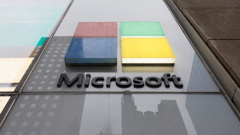 Microsoft заяви че налива 3 3 милиарда долара в изграждането