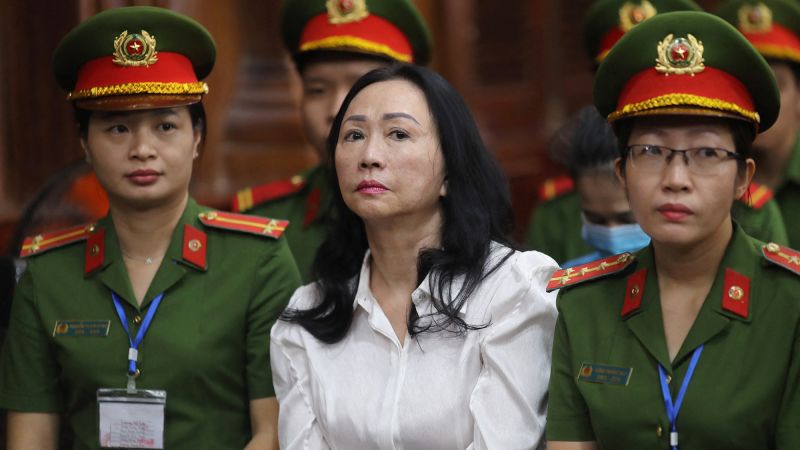 Съд във Виетнам осъди магната на недвижими имоти Труонг Ми