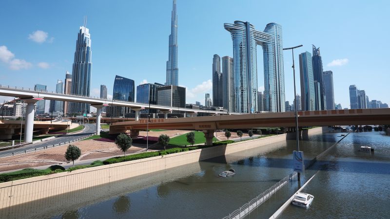 Учените откриват отпечатъците от изменението на климата върху смъртоносните наводнения в Дубай