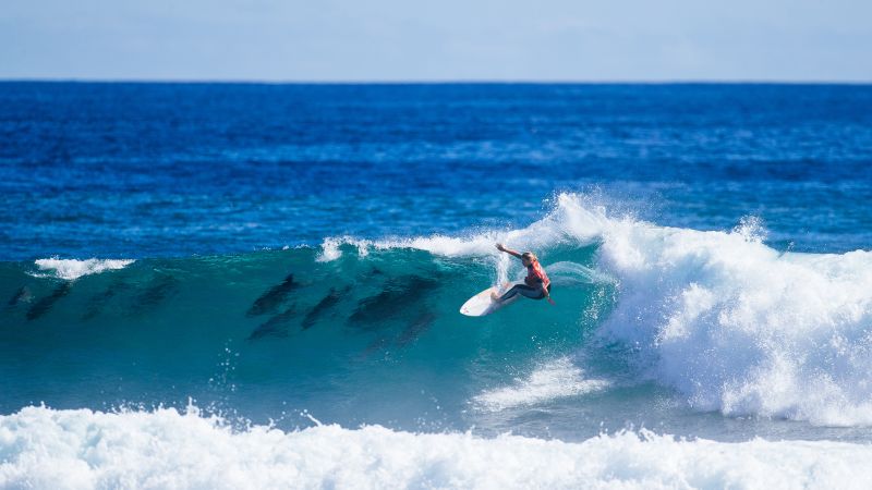 Gabriela Bryan Wins First World Championship Tour Event While Sharing Wave with Dolphins