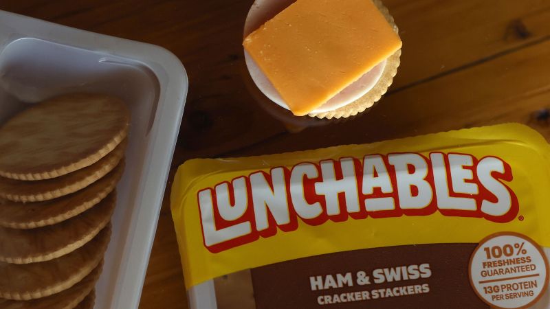 Мнение: Обичах моите Lunchables като дете. Сега виждам само какво има в тях