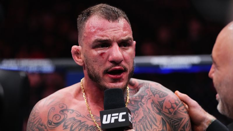 Бразилският UFC боец ​​Renato Moicano току-що се върна от побой