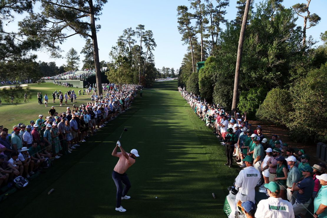 Crowds flocked to applaud Scheffler home on the 18th hole.