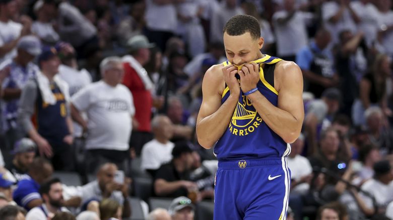 Steph Curry looks frustrated during the Golden State Warriors' defeat to the Sacramento Kings in the Play-In Tournament.