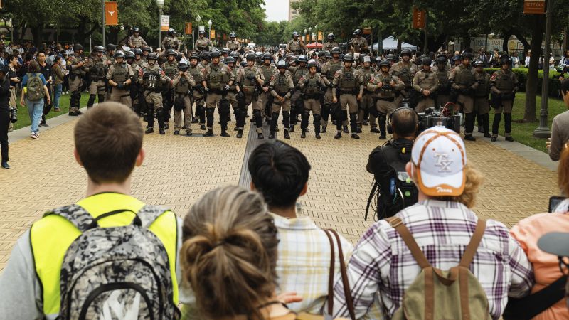 Opinion: What’s happening in Texas is an assault on American democracy