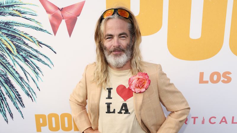 Chris Pine’s latest red carpet look puts a new spin on ‘method dressing’