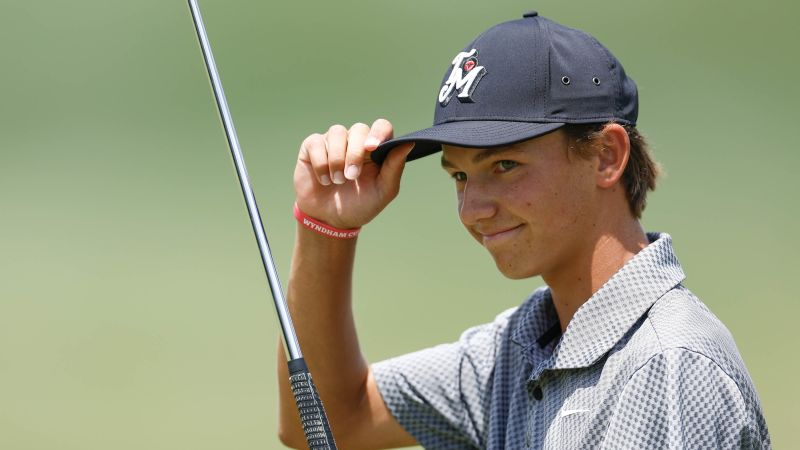 „Кой е малкото дете на игрището“: Този 15-годишен голфър от САЩ прави история – и след това някои
