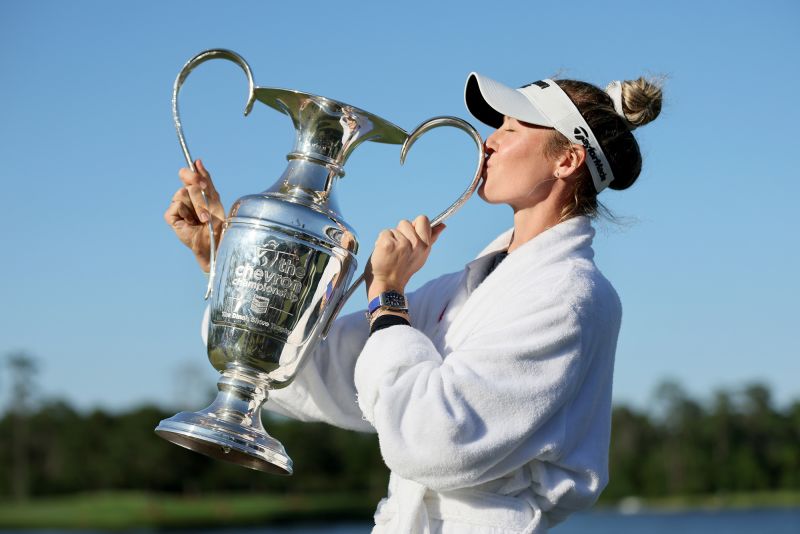 Korda toasts her second career major.
