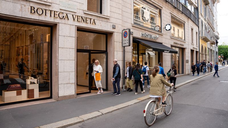 So long, Fifth Avenue. The world’s most expensive shopping street is now in Milan | CNN Business