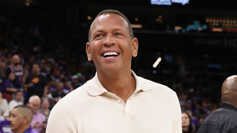 Alex Rodriguez banks in half-court shot to win ,000 for Bucknell University student