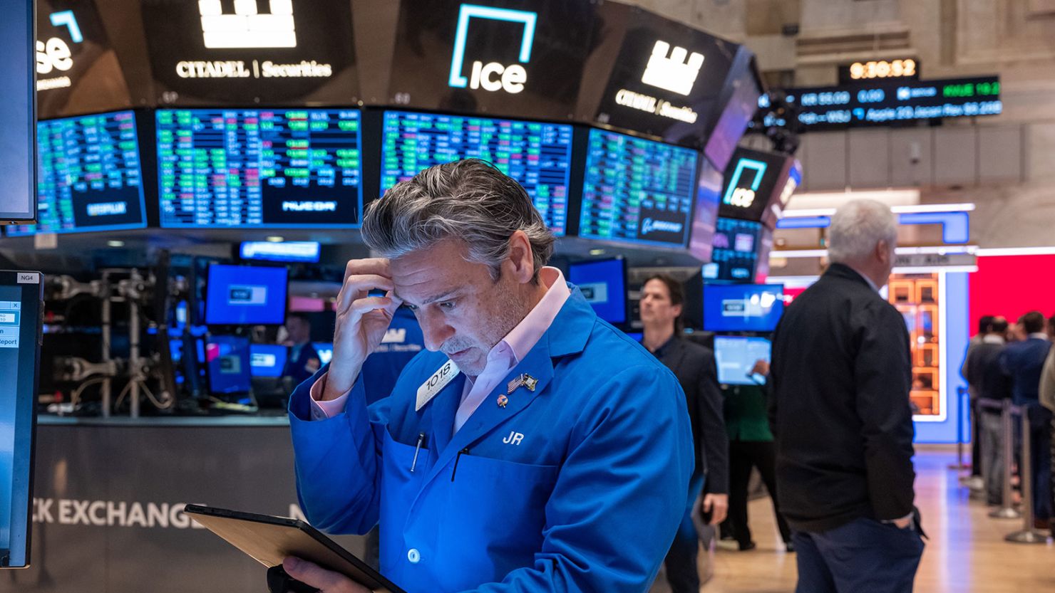NEW YORK, NEW YORK - Traders work on the floor of the New York Stock Exchange (NYSE) on May 03, 2024 in New York City.